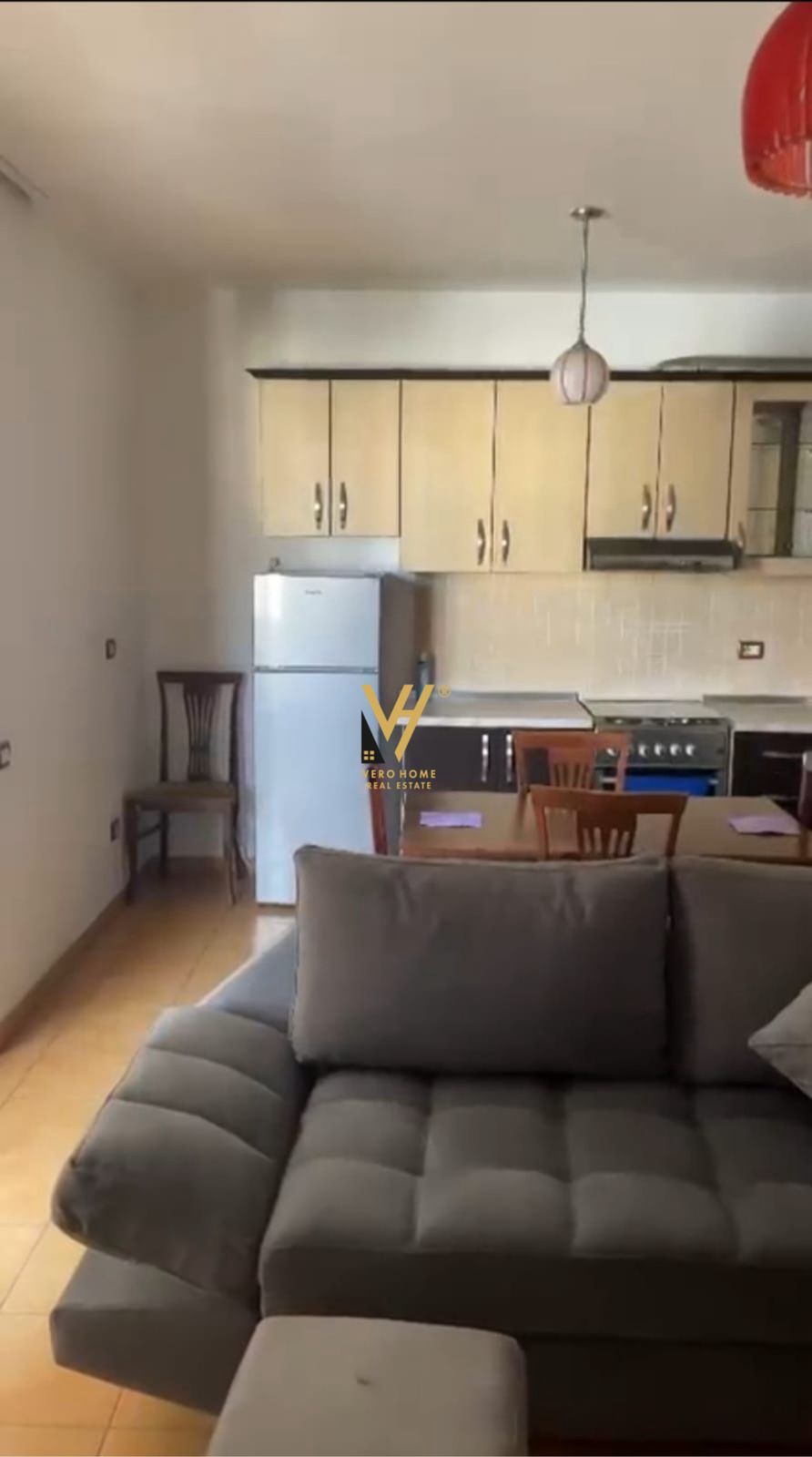 JEPET APARTAMENT 2+1+BLK ME QERA TE 21 DHJETORI 60.000 LEKE