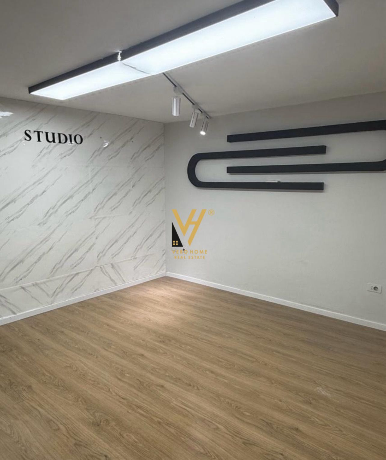 JEPET DYQAN 32 M2 ME QIRA TE MINE PEZA 55.000 LEKE