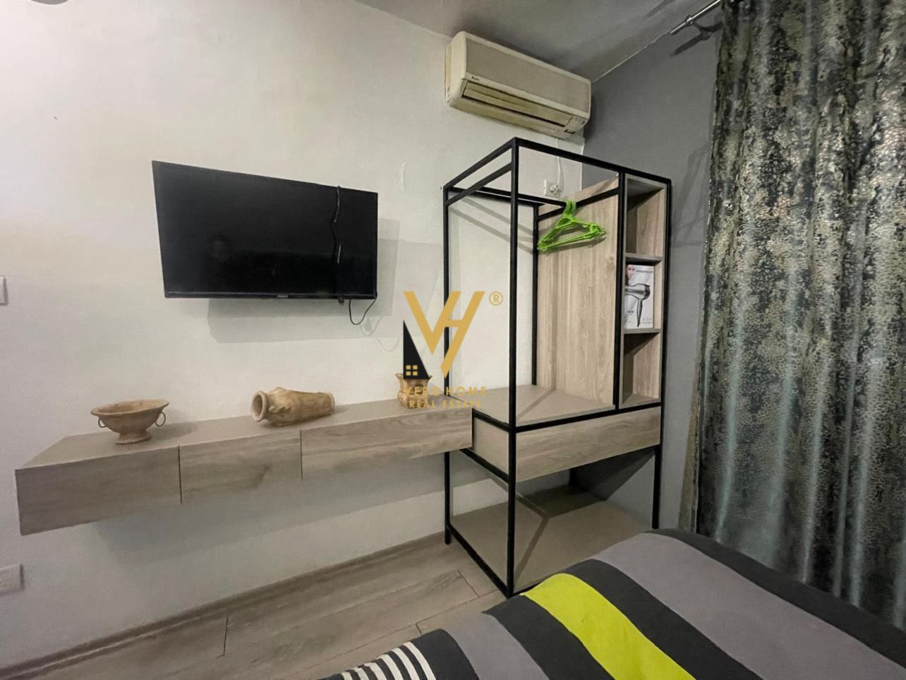 JEPET ZYRE 31 M2 ME QERA TE RR.MUHAMET GJOLLESHA 430 EURO
