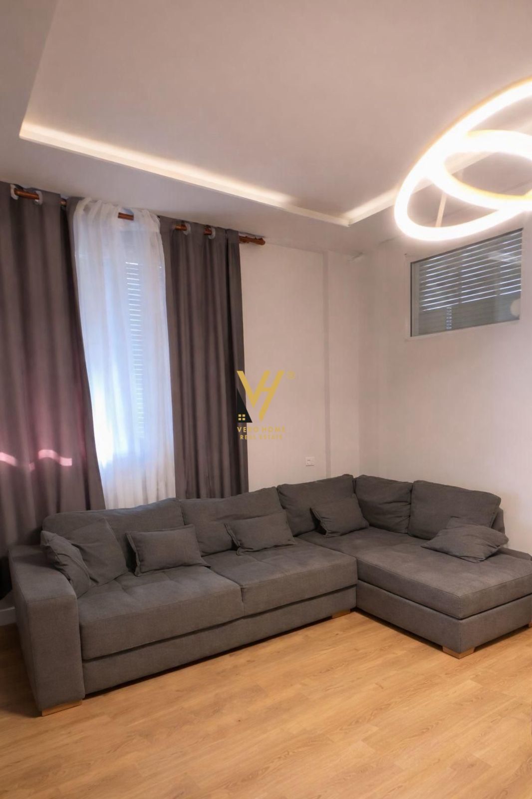 JEPET APARTAMENT 1+1+BLK ME QERA TE LIQENI I THATE 550 EURO