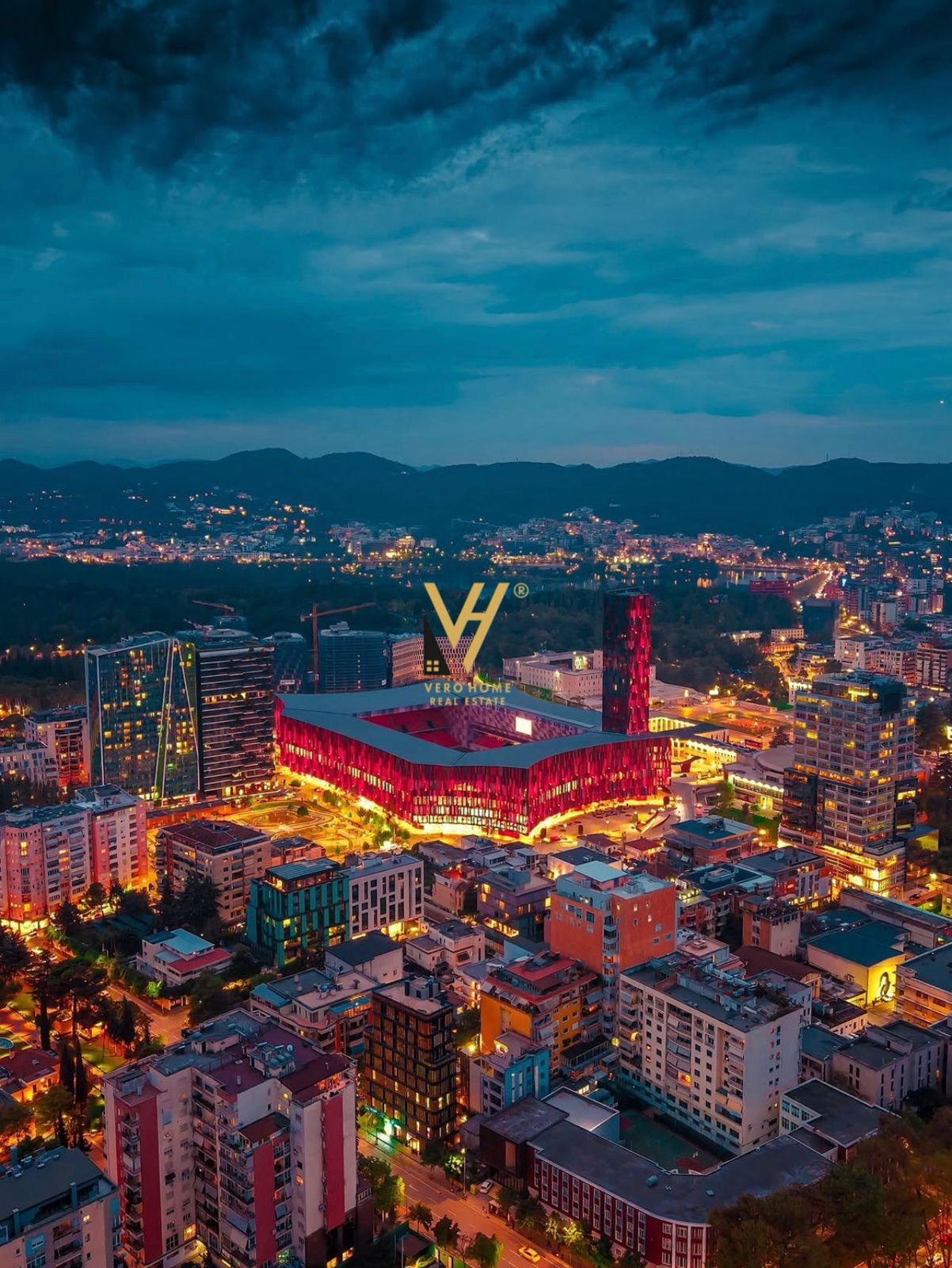 JEPET DYQAN 95 M2 TEK ARENA CENTER 6.650 EUR